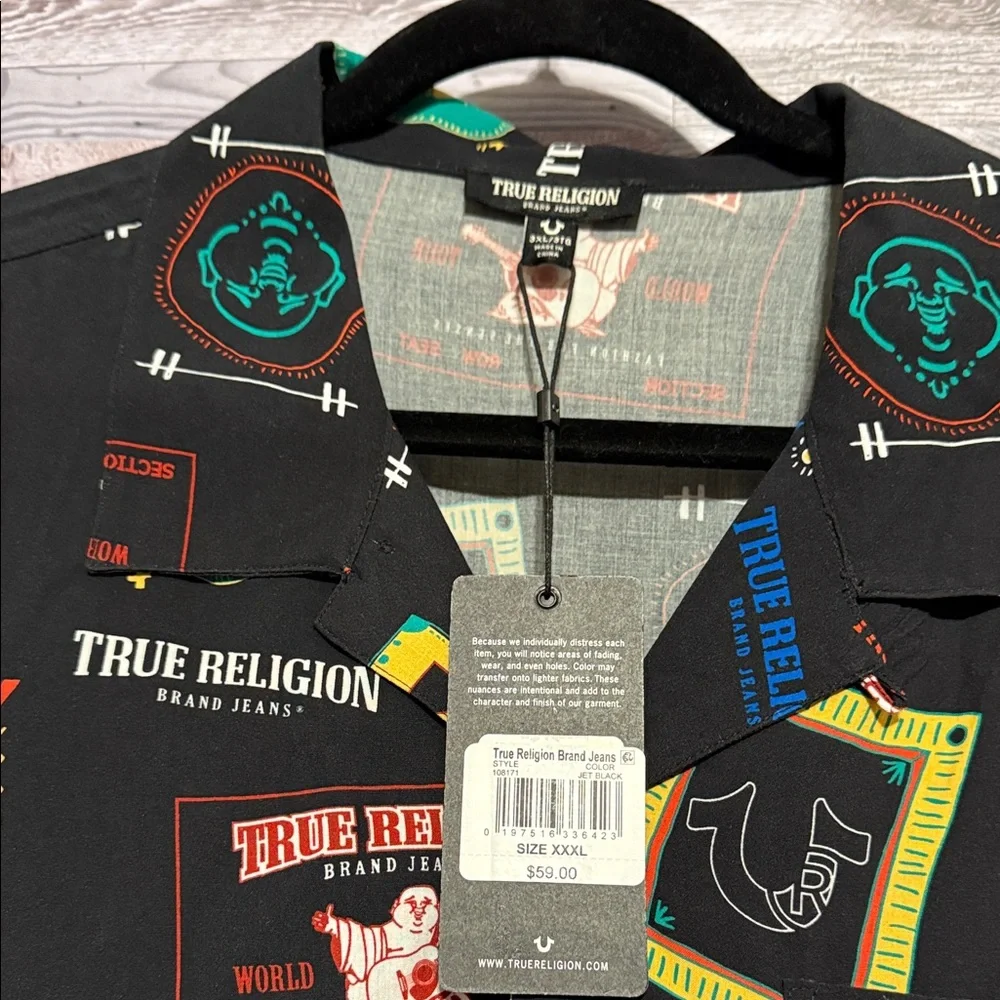 NWT! True Religion Men's Black Graphic Shirt